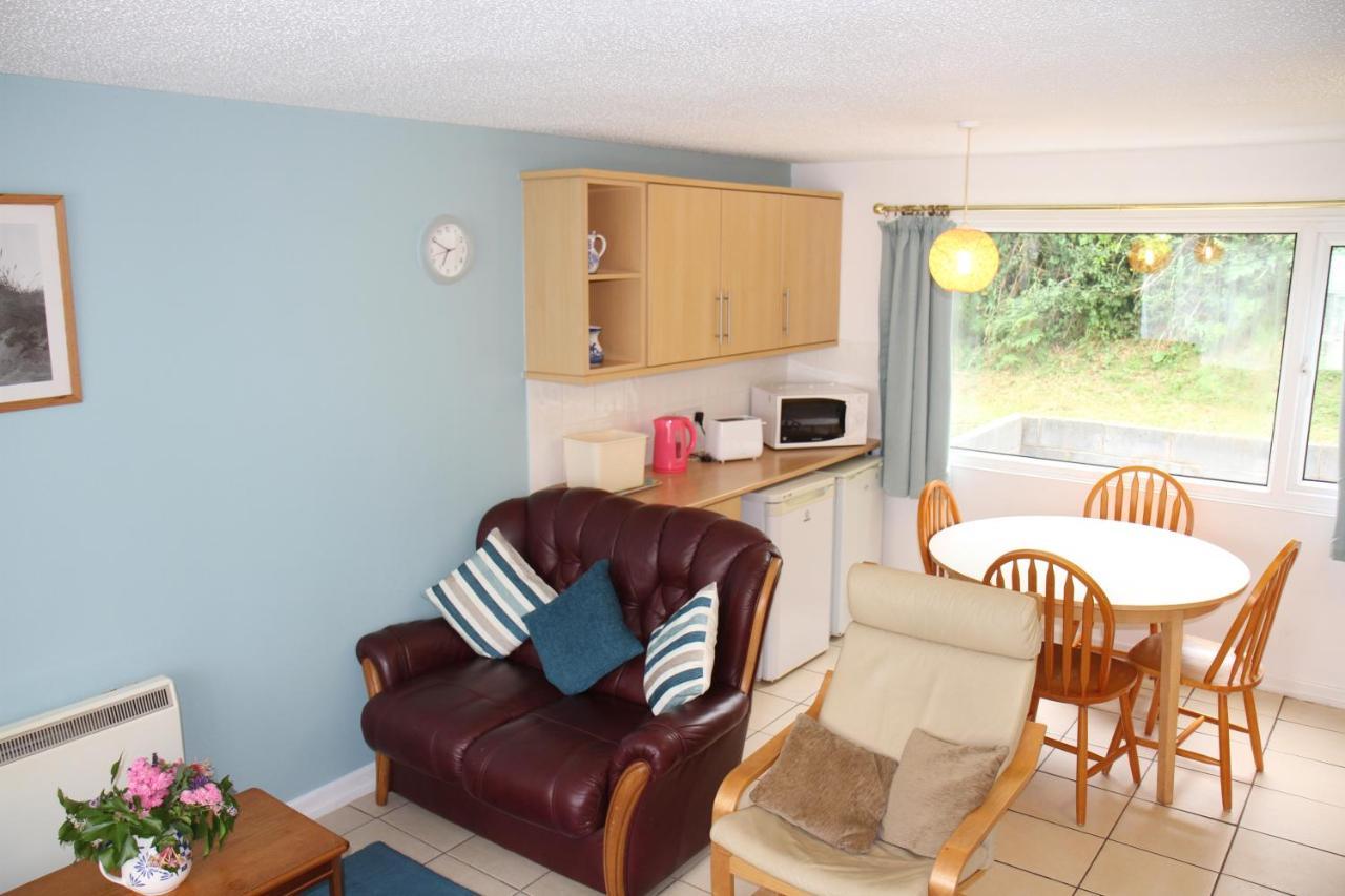 Freshwater Bay Holiday Cottages Pembroke Exterior foto